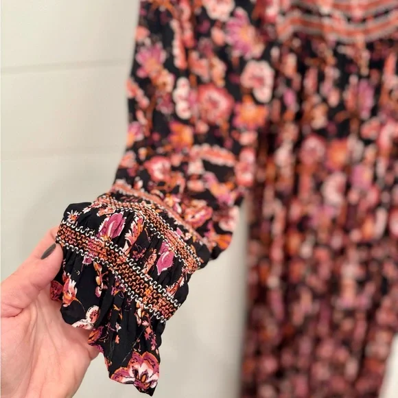 Women’s FREE PEOPLE Sweet Escape Smocked Maxi Dress Medium NWT! Black Floral - Picture 8 of 11